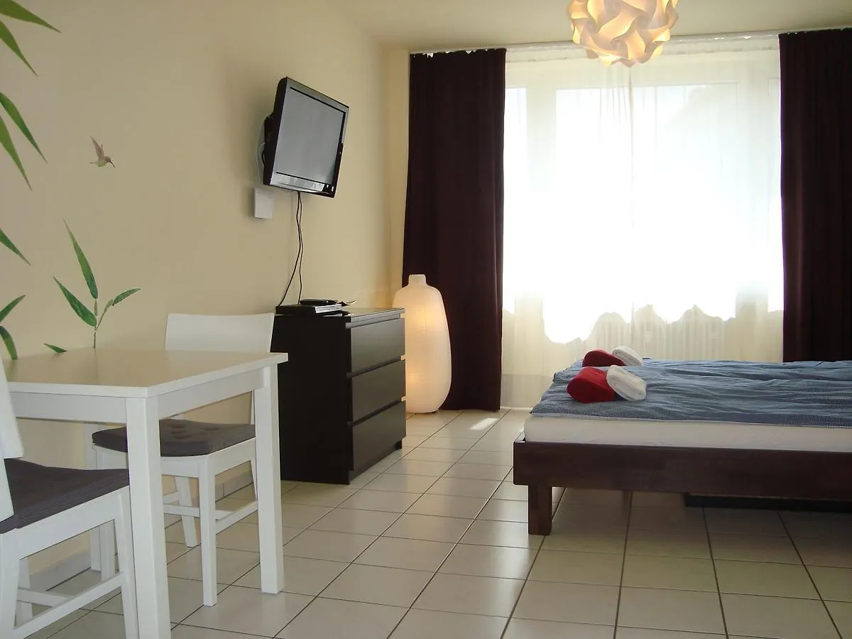 Bermuda Triangle B&B Cologne Bed & Breakfast