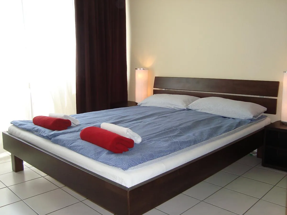 Bermuda Triangle B&B Cologne