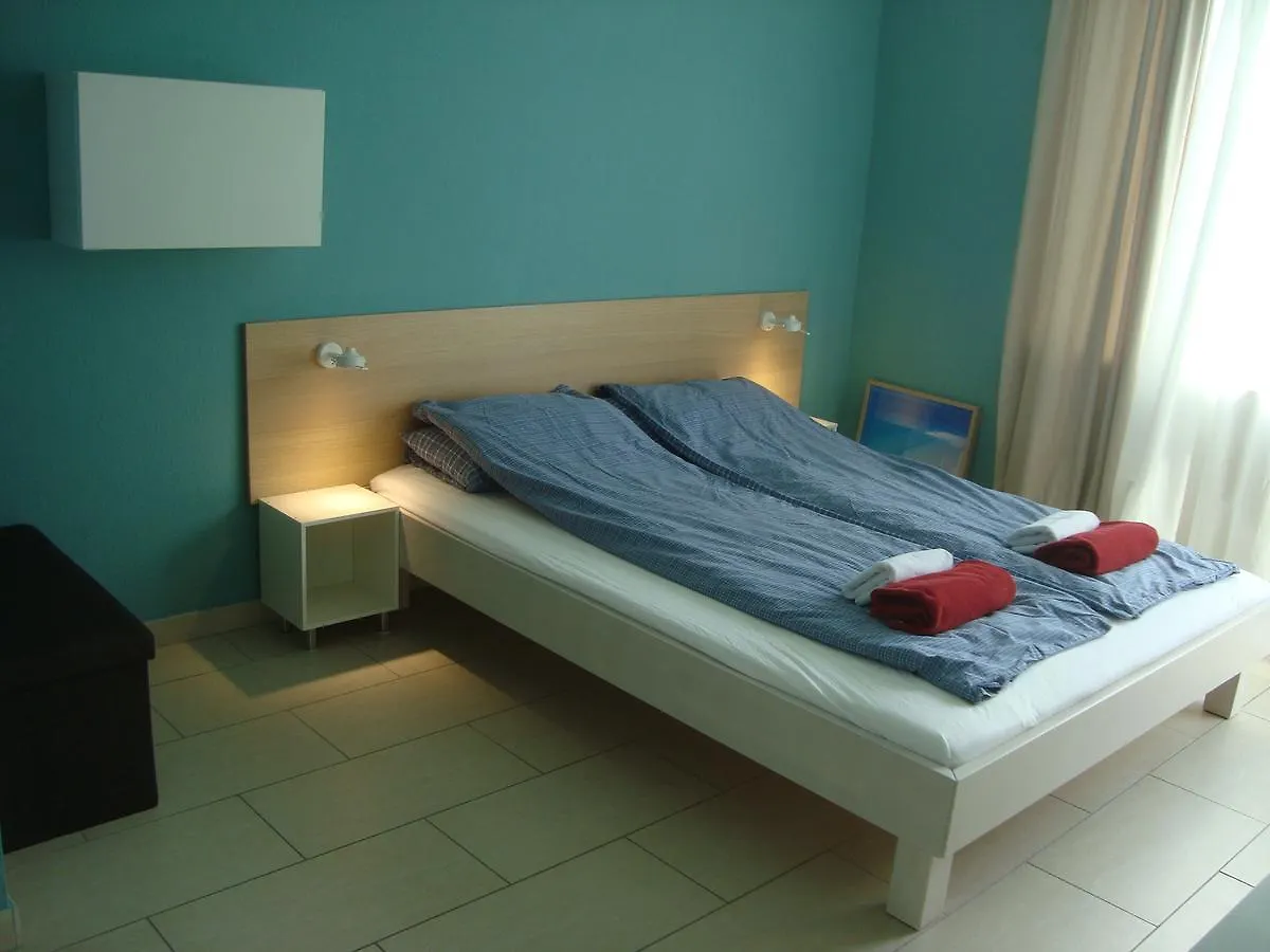 Bermuda Triangle B&B Cologne